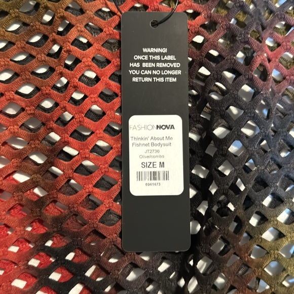 “Thinkin’ About Me” Fishnet Bodysuit by Fashion Nova. Size M. New/never worn. - Picture 3 of 3